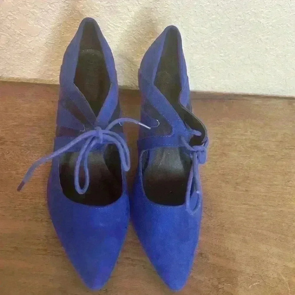 Tara Vibrant Blue‎ Suede Wide Fit Lace Front Stiletto Heels Euro Sz 35.5 E - Picture 3 of 8